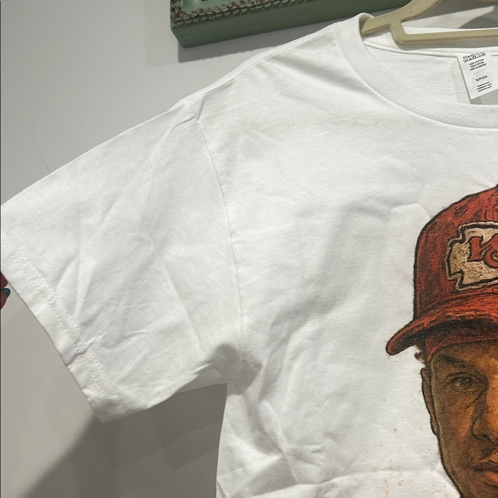 Patrick Mahomes Kansas City chiefs White Graphic T-Shirt short sleeve small nwot - Picture 4 of 5